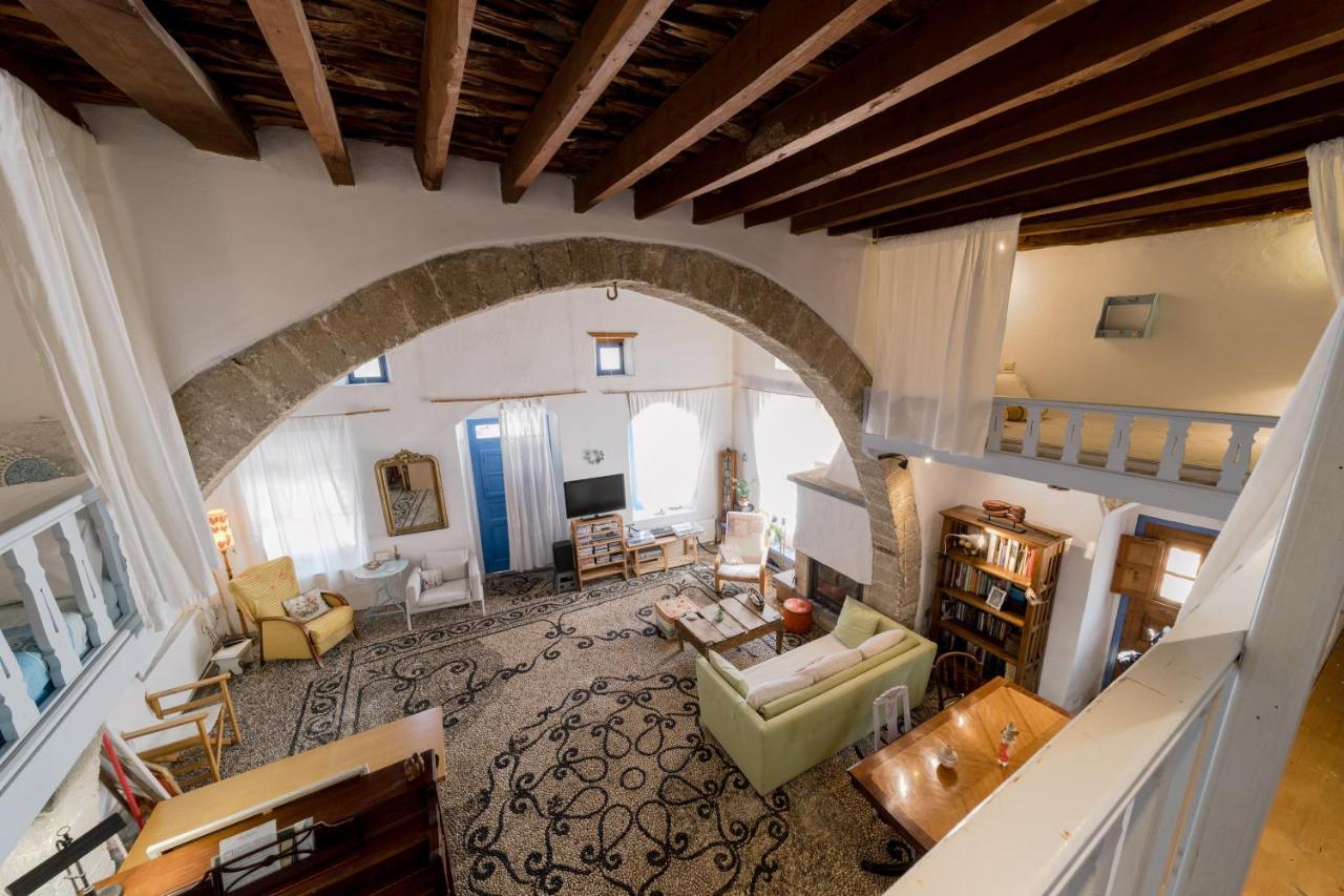 Artistic Home- 250yr Old Traditional Villa Koskinou (Rhodes)